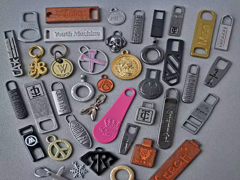 Custom Zipper pullers