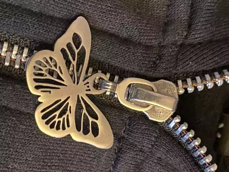 Custom Zip puller 10