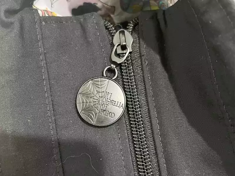 Custom Zip pullers