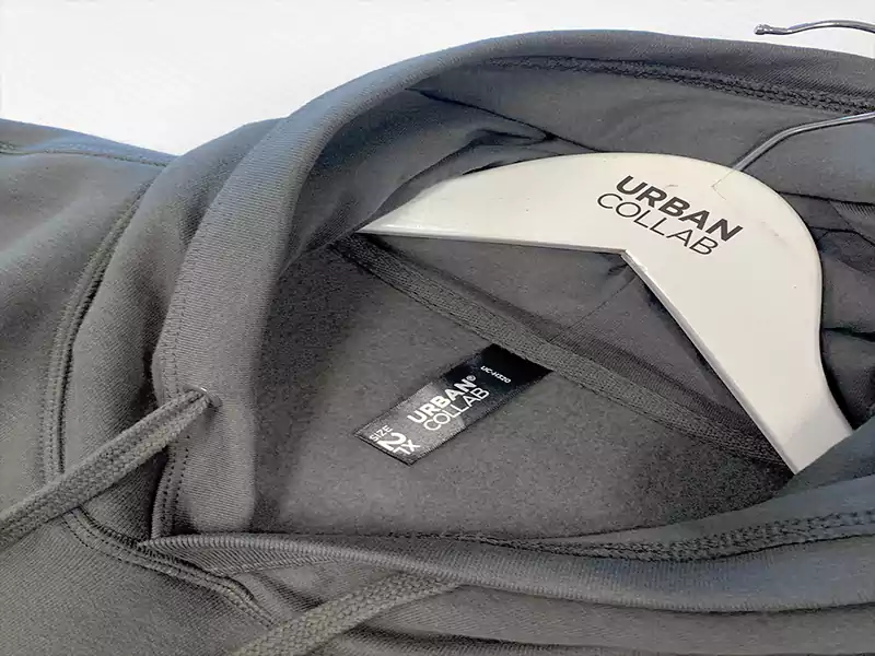 Hoodie neck label